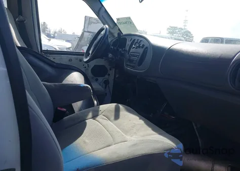 2008 Ford E-350 Super Duty Xl/Xlt из США, поврежденный, VIN 1FBSS31L28DB16791